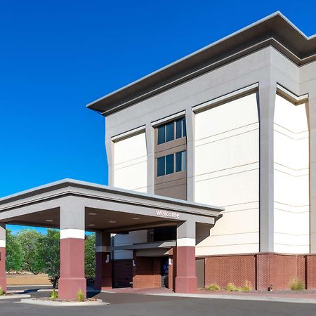 Hampton Inn Denver-International Airport Exterior foto